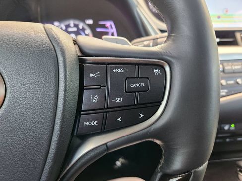 Used 2019 Lexus ES 350 w/ Premium Package FWD image 29