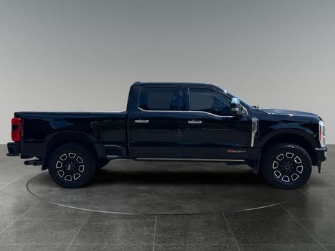Used 2023 Ford F350 Platinum w/ FX4 Off-Road Package AWD/4WD image 10