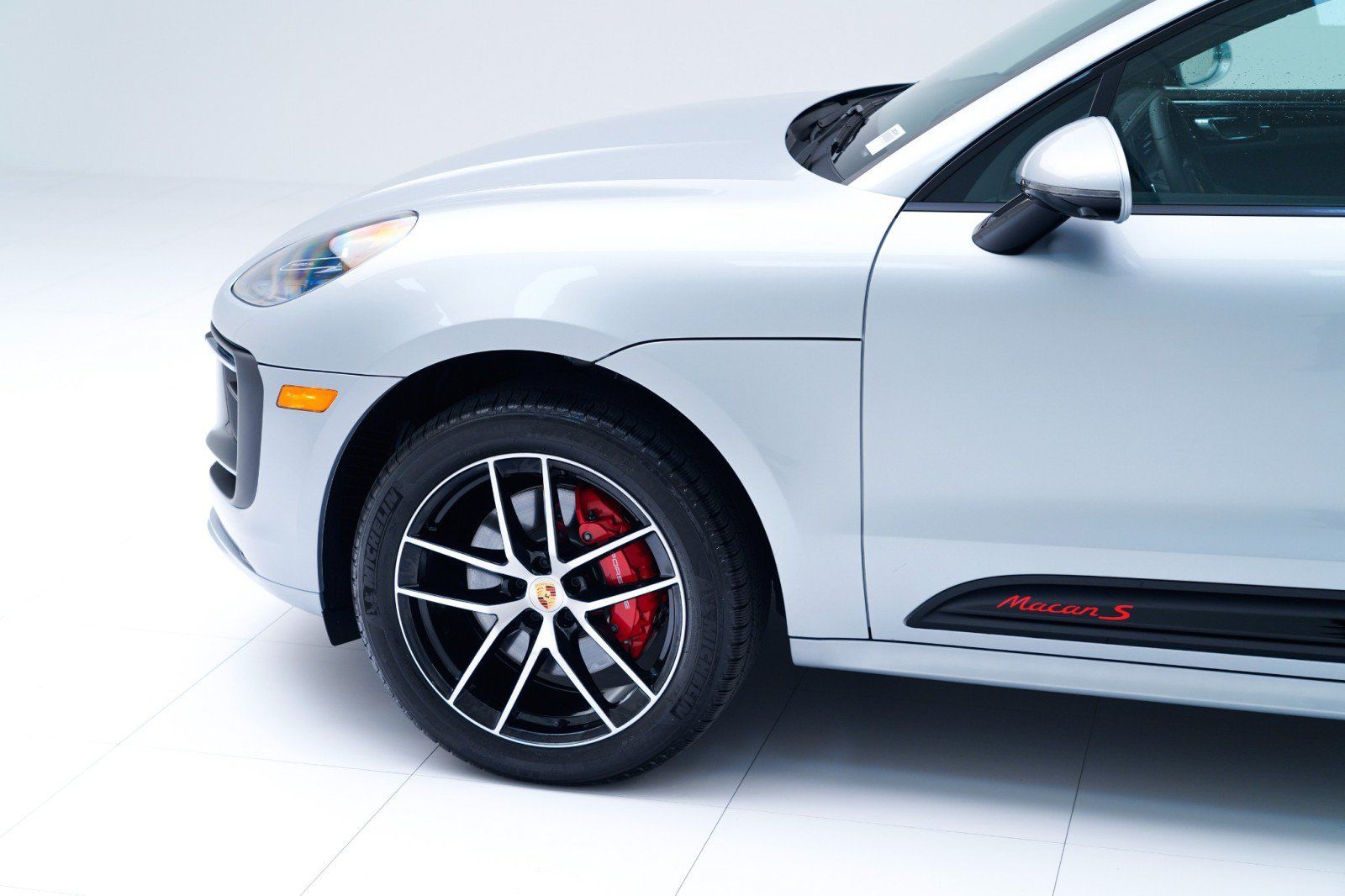 Used 2026 Porsche Macan S AWD/4WD image 11