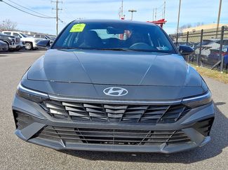 Certified 2025 Hyundai Elantra Sport video 2