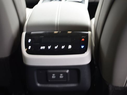 Used 2026 INFINITI QX60 Pure w/ Cargo Package image 19