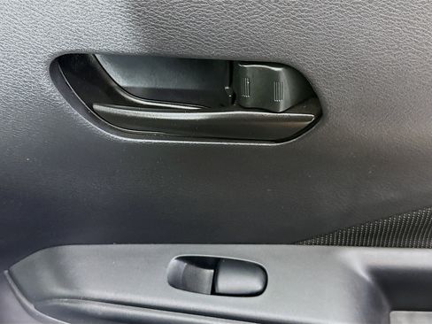 Used 2023 Nissan Kicks S image 30