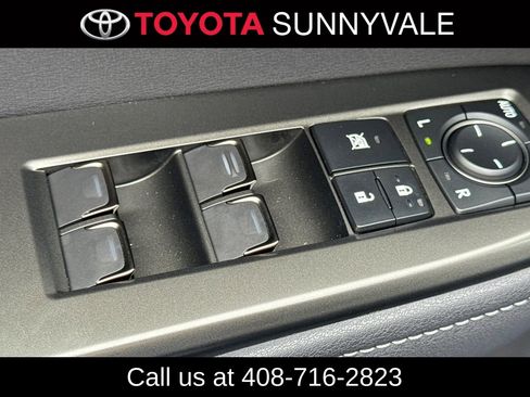 Used 2025 Lexus NX 350h AWD w/ Accessory Package (2T) image 17