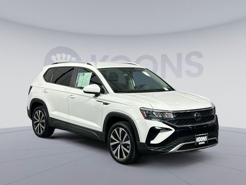 Used 2023 Volkswagen Taos SE image 10