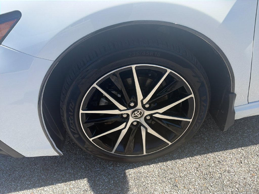 Used 2024 Toyota Camry SE FWD image 32