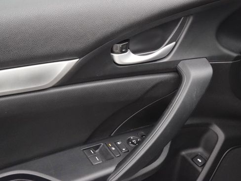 Used 2019 Honda Civic Sport image 19