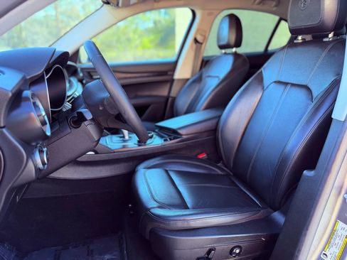 Used 2018 Alfa Romeo Stelvio AWD w/ Convenience Package image 14