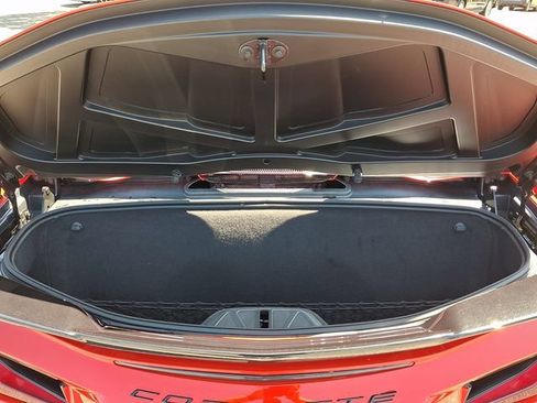 Used 2021 Chevrolet Corvette Stingray Preferred Conv w/ Z51 Performance Package RWD image 28