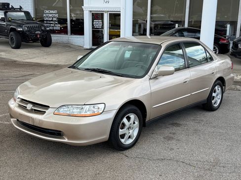 Used 2000 Honda Accord SE image 1