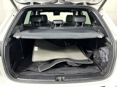 Used 2023 Mercedes-Benz GLA 250 4MATIC w/ Premium Package image 25