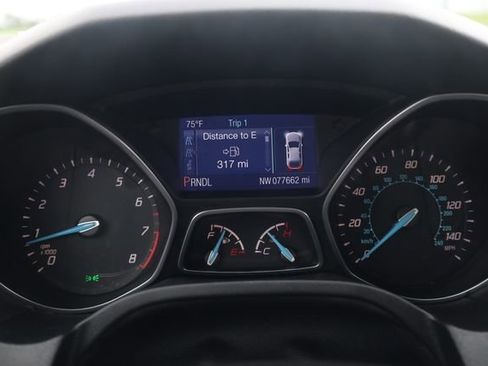 Used 2014 Ford Focus SE FWD image 14