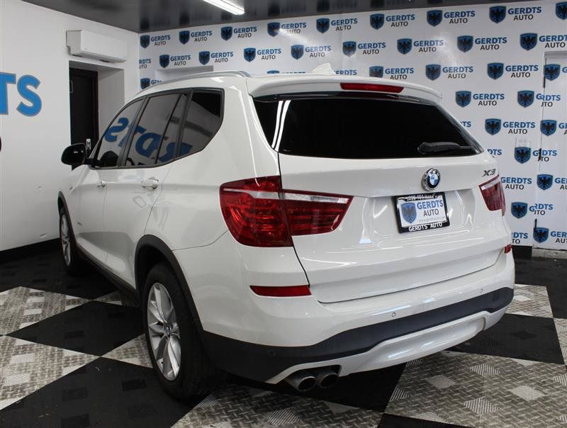 Used 2016 BMW X3 xDrive28i AWD/4WD image 2