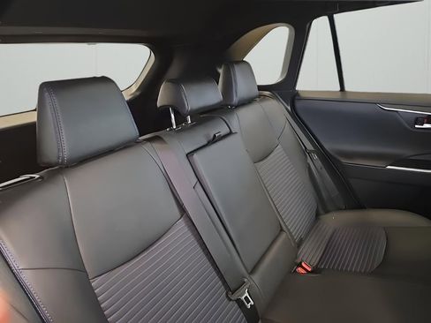 Used 2022 Toyota RAV4 XSE w/ XSE Grade Weather Package image 17