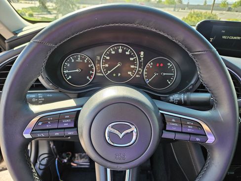 Used 2025 MAZDA MAZDA3 s FWD image 21
