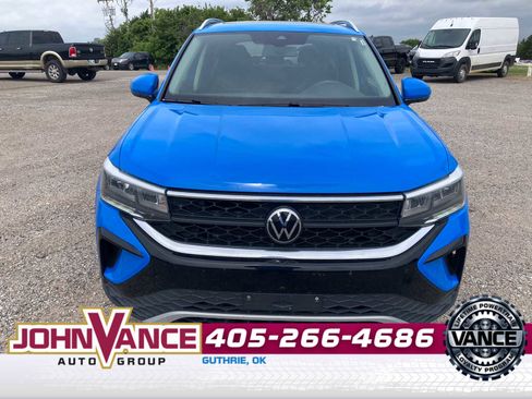 Used 2023 Volkswagen Taos SE image 10