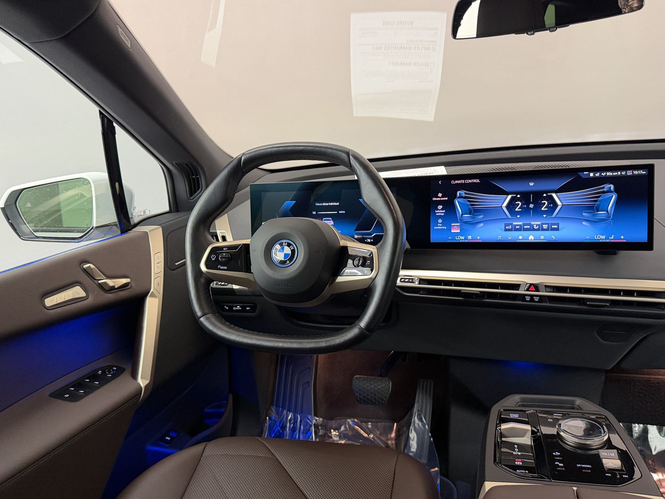 Used 2024 BMW iX xDrive50 w/ Sport Package AWD/4WD image 28