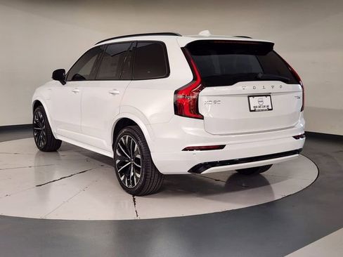 New 2026 Volvo XC90 T8 Ultra w/ Protection Package Premier AWD/4WD image 6
