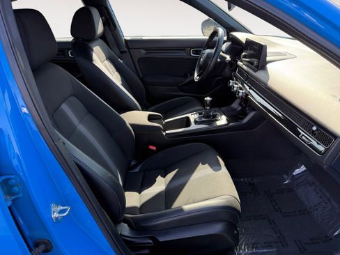 Used 2023 Honda Civic Sport image 19