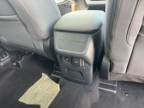New 2026 Ford Explorer Active RWD image 23