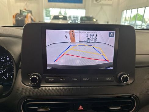 Used 2023 Hyundai Kona SEL AWD/4WD image 18