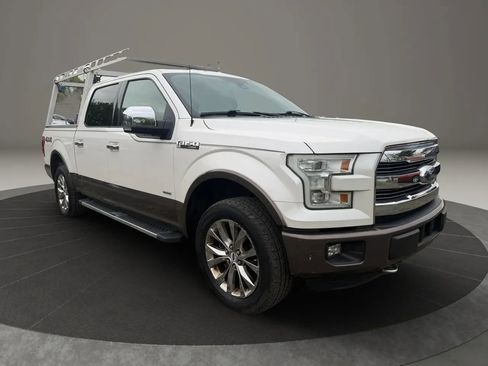 Used 2016 Ford F150 Lariat w/ Equipment Group 502A Luxury AWD/4WD image 3
