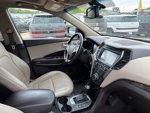 Used 2017 Hyundai Santa Fe Sport FWD image 14