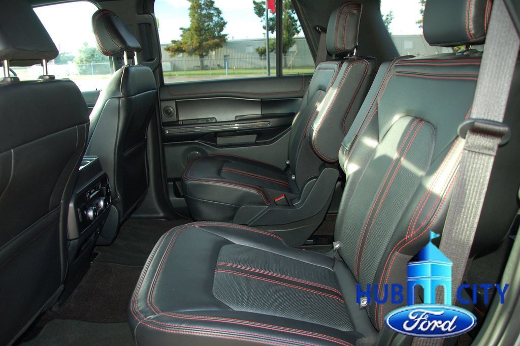 Used 2021 Ford Expedition Limited RWD image 12