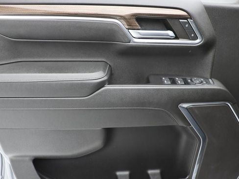 Used 2024 Chevrolet Silverado 1500 LT image 20