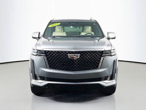 Used 2023 Cadillac Escalade Premium Luxury AWD/4WD image 2