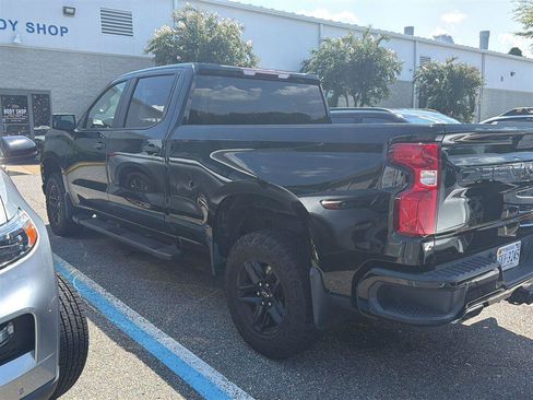 Used 2022 Chevrolet Silverado 1500 Custom Trail Boss AWD/4WD image 4