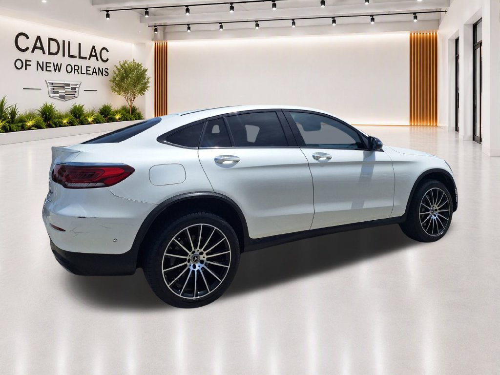 Used 2023 Mercedes-Benz GLC 300 4MATIC Coupe image 3