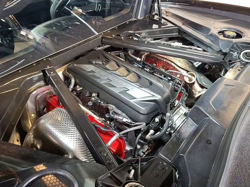Used 2024 Chevrolet Corvette Stingray Coupe w/ Battery Protection Package RWD image 18
