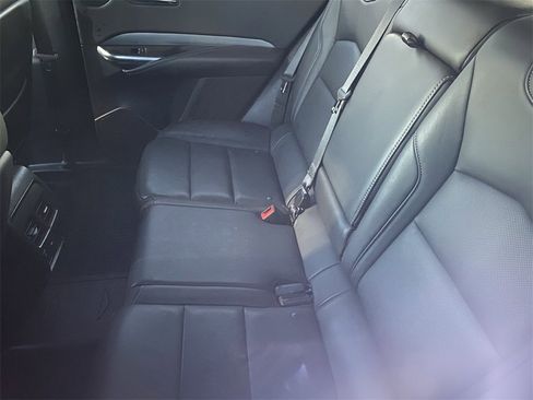 Used 2019 Cadillac XT4 Premium Luxury w/ Technology Package image 8