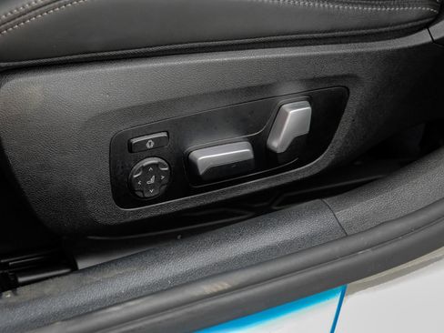 Used 2023 BMW 840i Gran Coupe w/ Comfort Seating Package image 36