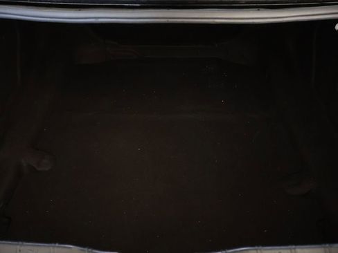 Used 2021 Chevrolet Camaro LT image 14