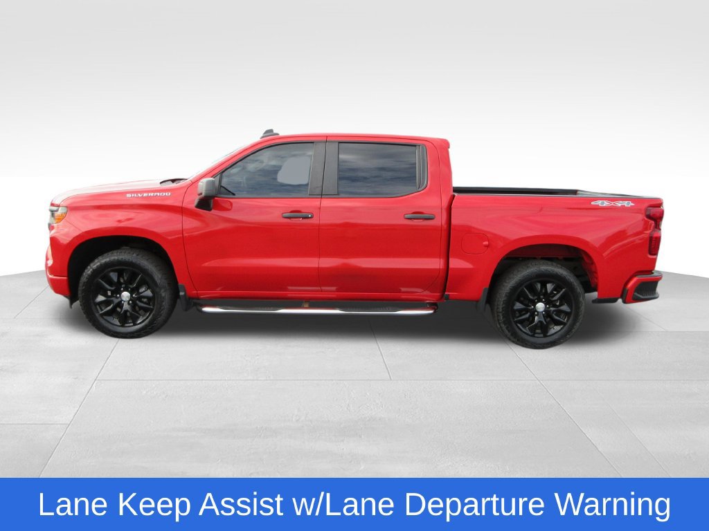 Certified 2022 Chevrolet Silverado 1500 Custom AWD/4WD image 2