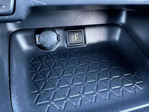 Certified 2024 Toyota RAV4 LE image 33