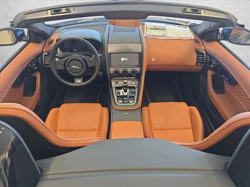 New 2024 Jaguar F-TYPE R image 9