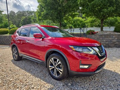Used 2017 Nissan Rogue SL w/ SL Premium Package