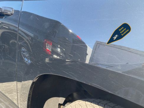 Used 2016 Chevrolet Suburban 3500 LS w/ Driver Alert Package image 37