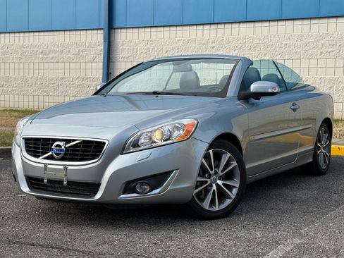 Used 2013 Volvo C70 T5 image 4