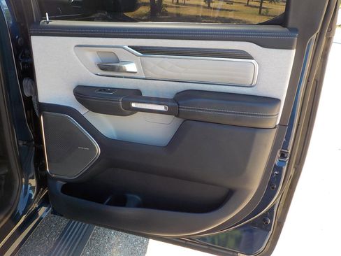 Used 2023 RAM 1500 Limited image 11