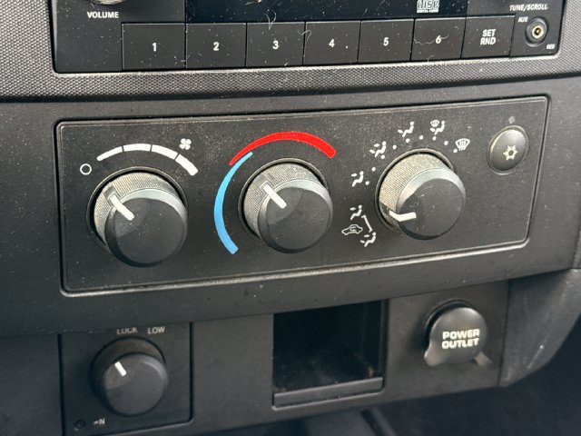 Used 2009 Dodge Dakota Big Horn AWD/4WD image 32
