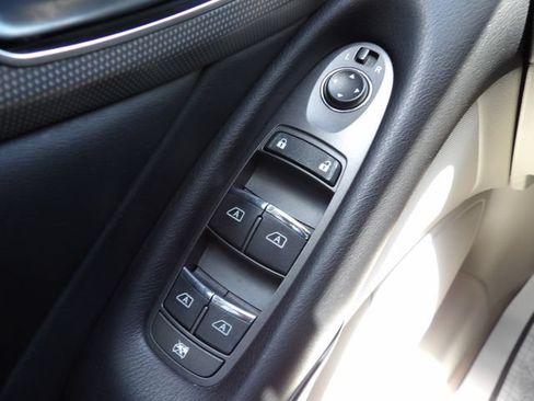 Used 2015 INFINITI Q50 Premium w/ Navigation Package RWD image 25