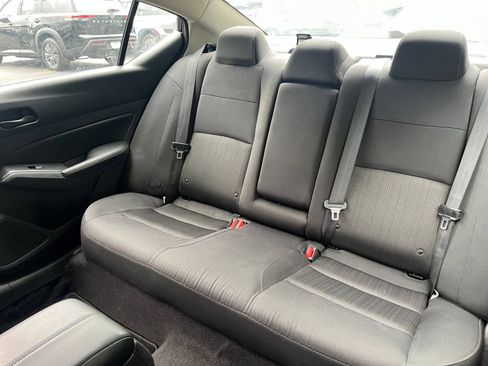Used 2025 Nissan Altima 2.5 SV FWD image 38
