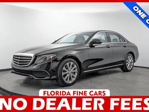 Used 2017 Mercedes-Benz E 300 image 1