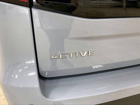 Certified 2025 Ford Expedition Active AWD/4WD image 8