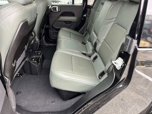 New 2026 Jeep Gladiator Mojave image 7