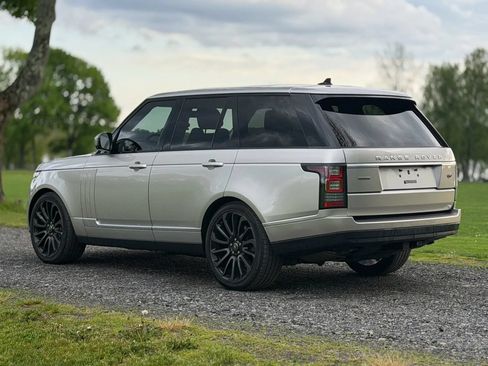 Used 2016 Land Rover Range Rover Supercharged AWD/4WD image 19