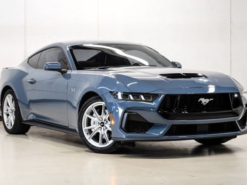 Used 2024 Ford Mustang GT Premium RWD image 6